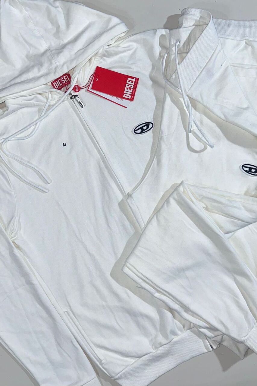 CONJUNTO MOLETOM 3 CABOS COM CAPUZ - CM 02